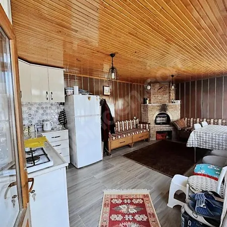 Sicak Cermik Termal Havuzlu Family 1 Villa *