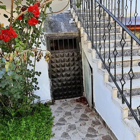 Sicak Cermik Termal Havuzlu Family 1 Villa